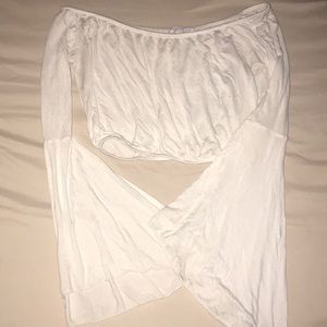 White longsleeve off shoulder crop top! ONE SIZE